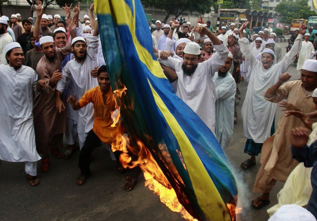 Στη Σουηδία έχει ξεσπάσει πόλεμος – The Analyst